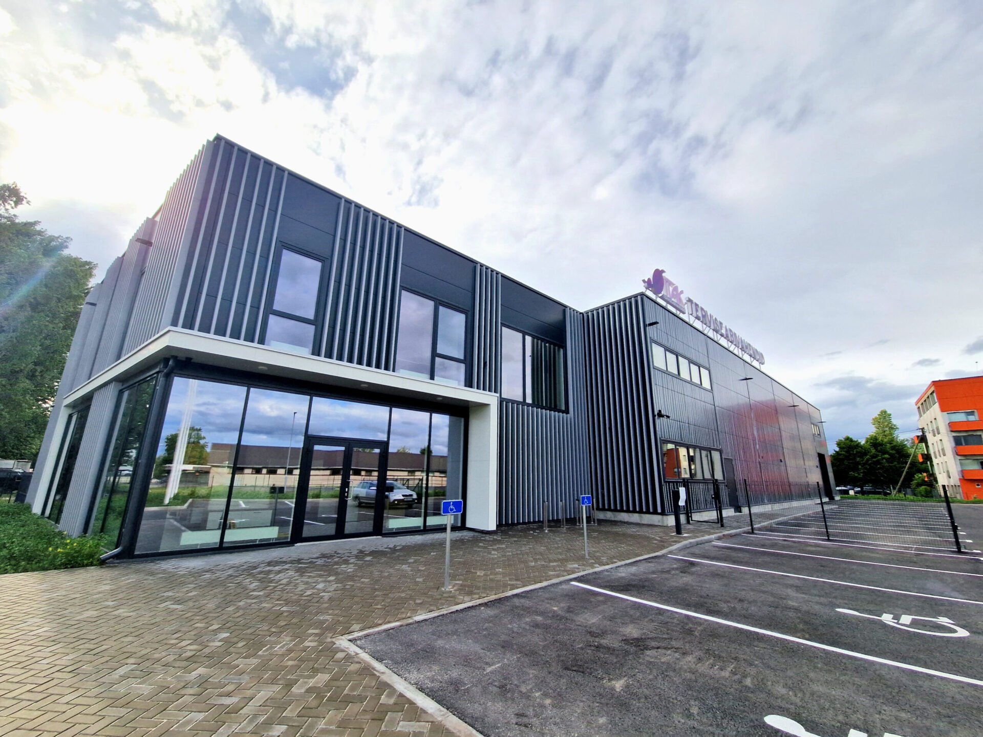 Lõuna-Eesti suurim abivahendikeskus ITAK Tehase Lõuna-Eesti suurim abivahendikeskus ITAK Tehase